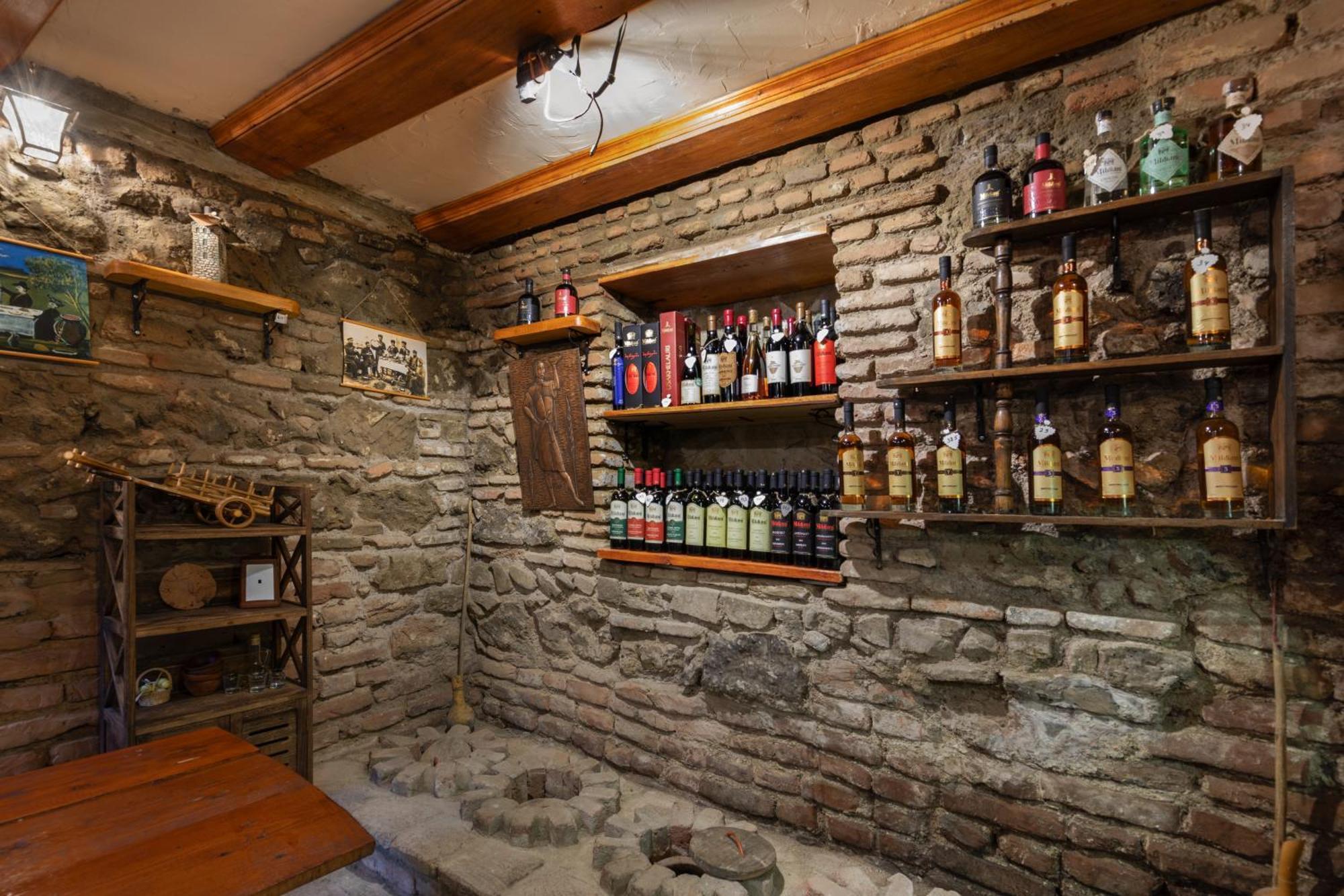 Apartments With Wine Cellar In Old Tbilisi Eksteriør billede